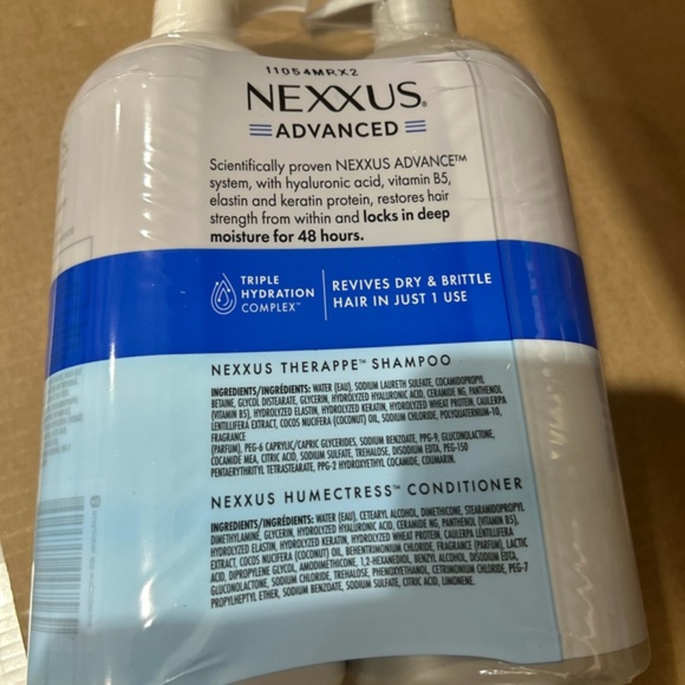 Nexxus: Humectress Conditioner and Advanced Therappe Shampoo 32 Oz Set - Picture 4 of 7